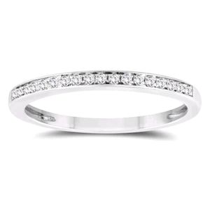14K White Gold 1/7ct Diamond Wedding Band